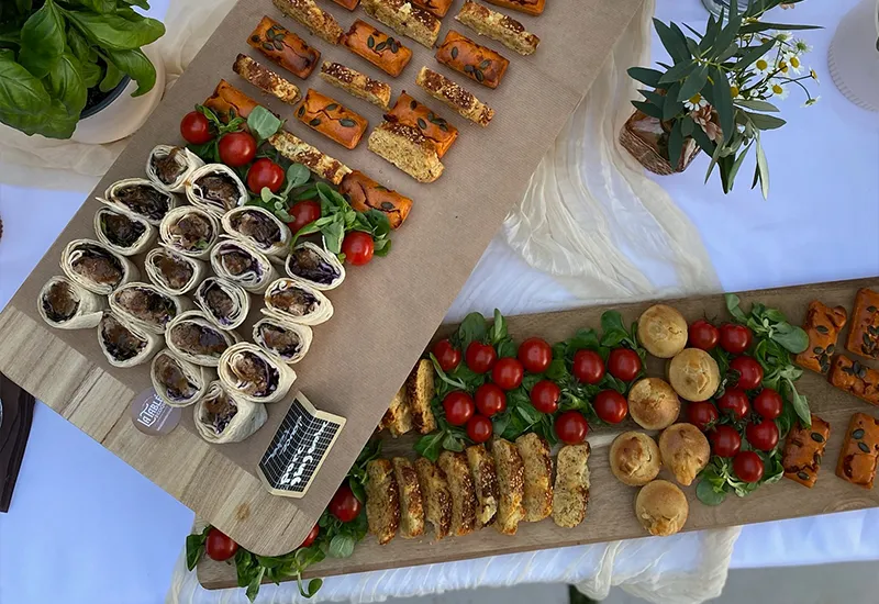 traiteur marseille propose buffet et cocktail dinatoire pour événement privé