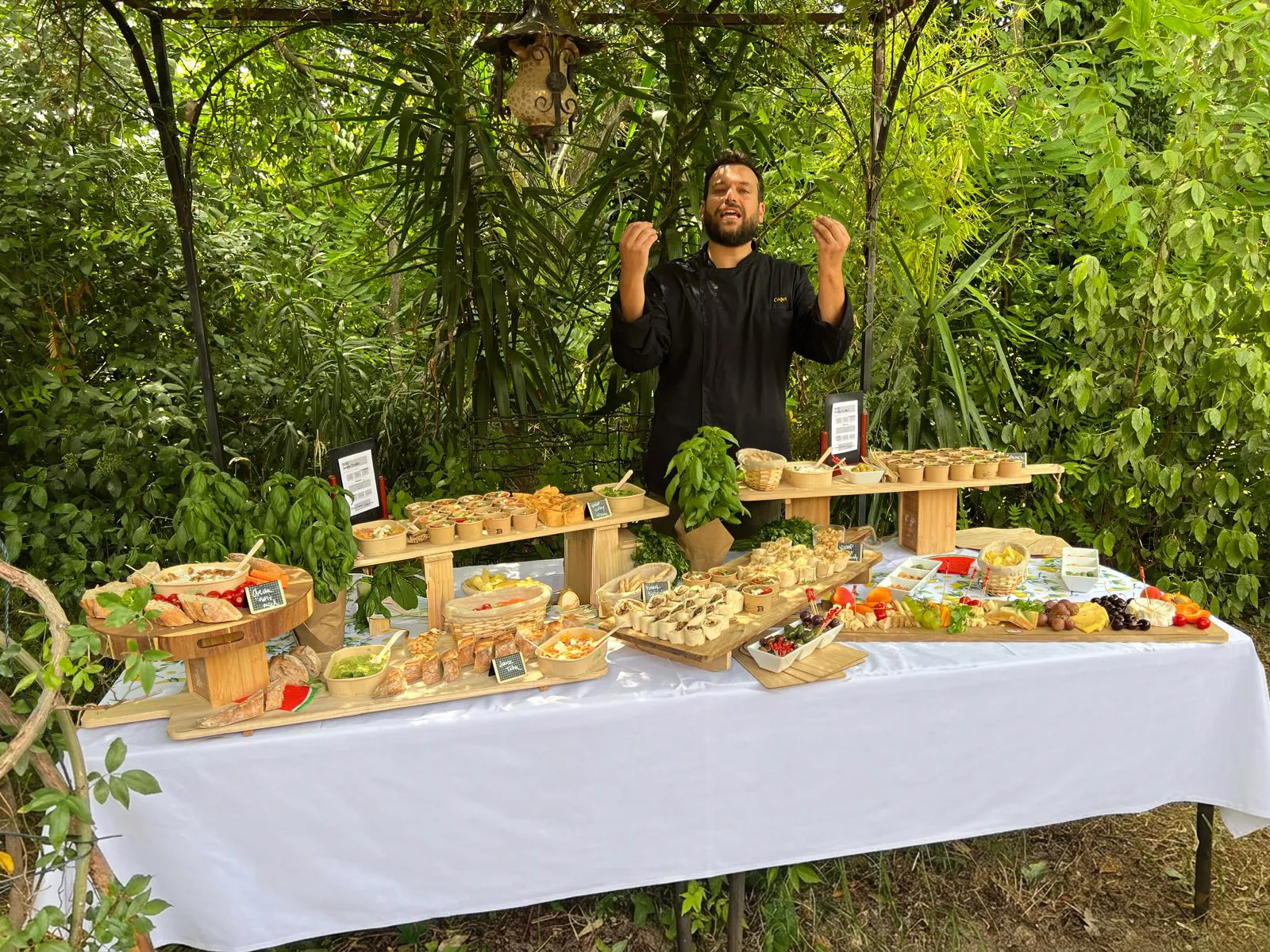La tablée de coquet présente un buffet traiteur à marseille